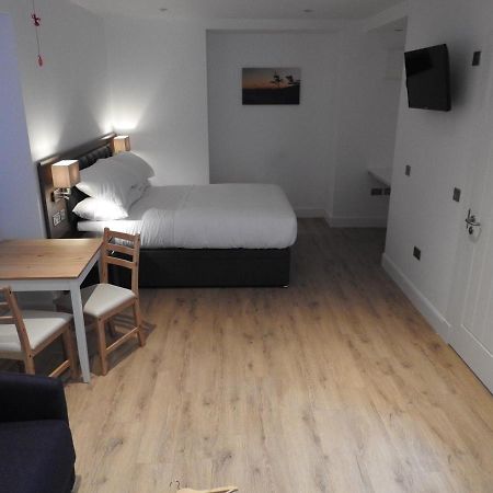 House Of Juniper - Luxury Accessible Apartment Broadford  Ngoại thất bức ảnh